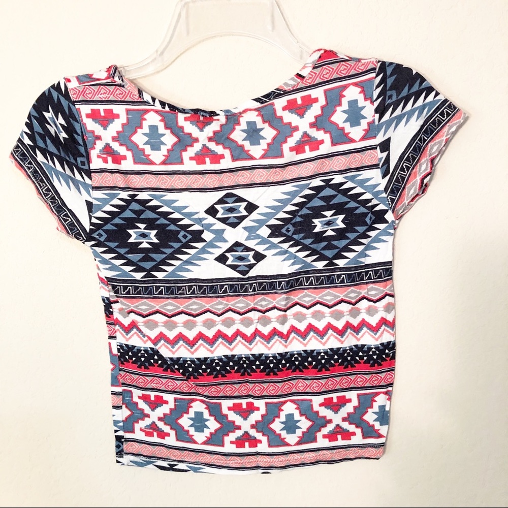 About a Girl | Tribal print boho crop top - Picture 3 of 4